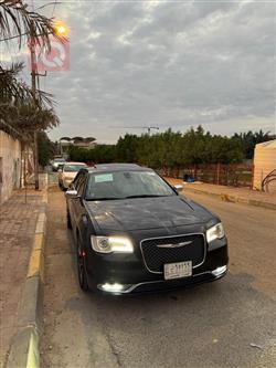 کرایسلەر 300